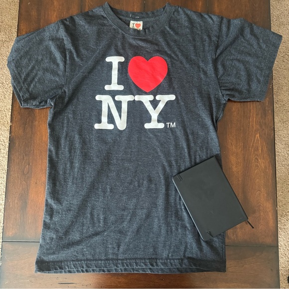 I ❤️ NY Dark Gray Tshirt Medium 100% Cotton - Picture 1 of 5